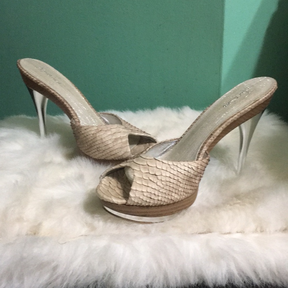 Marciano Heels - Picture 6 of 6